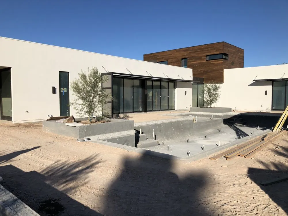 Expert lawn care service experts serving Las Vegas, NV - Green Guru Landscaping