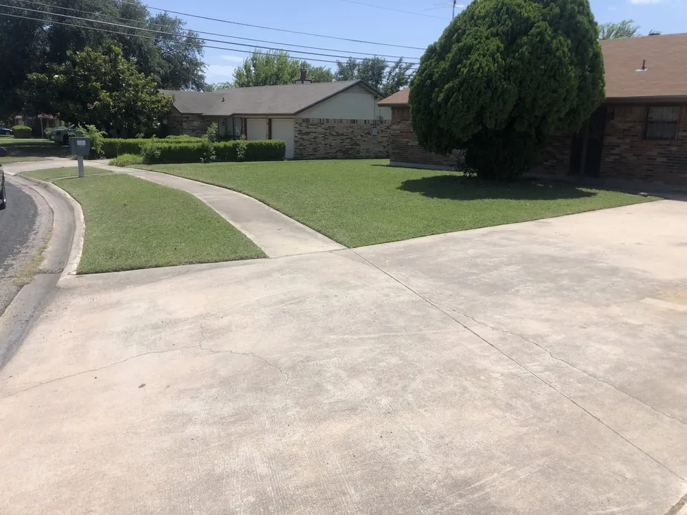 Top-rated landscape design for year-round maintenance across Killeen, TX - Green Guy Lawn Service