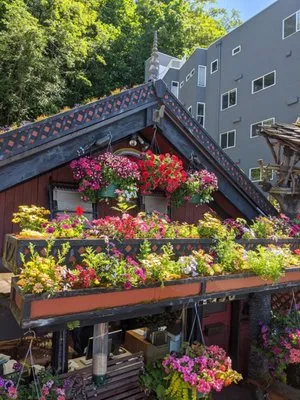 Green Guys - Seattle Logo