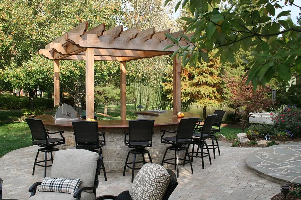 Reliable outdoor landscaping experts serving Catawissa, MO - Green Guys