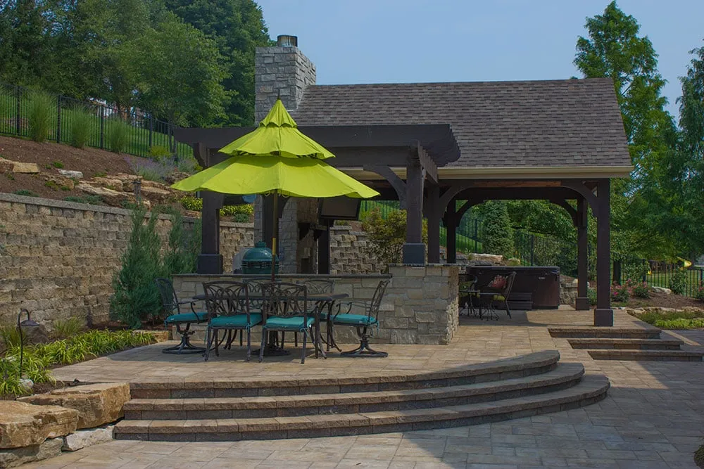 Reliable landscaping services in Catawissa, MO by Green Guys