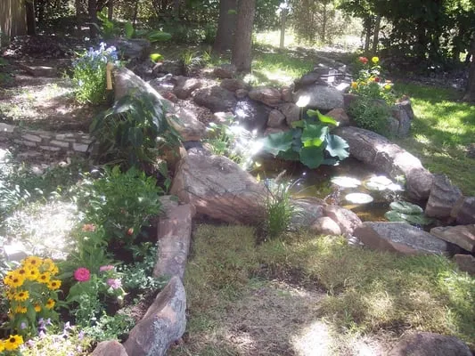 Green Hands Landscaping Logo