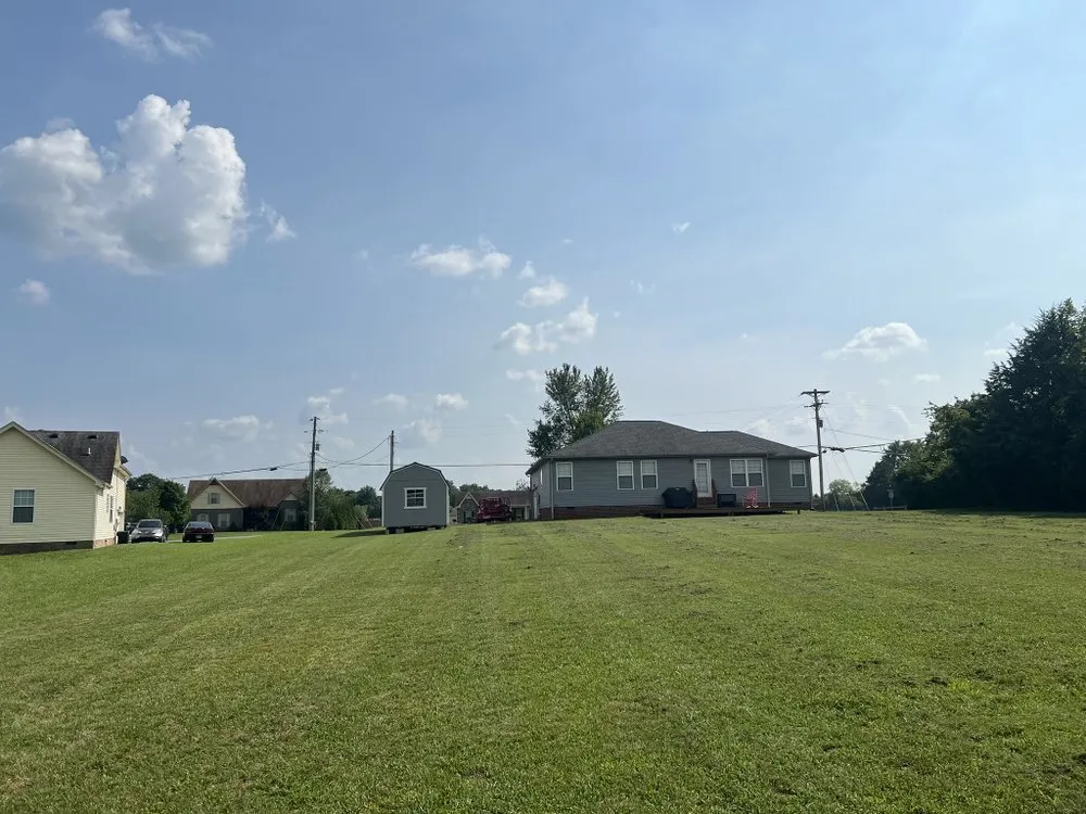 Professional yard maintenance experts serving Chapel Hill, TN - Green-Haven Landscaping