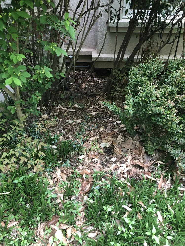 Local yard maintenance with custom design in Great Falls, VA by Green Hill Landscaping