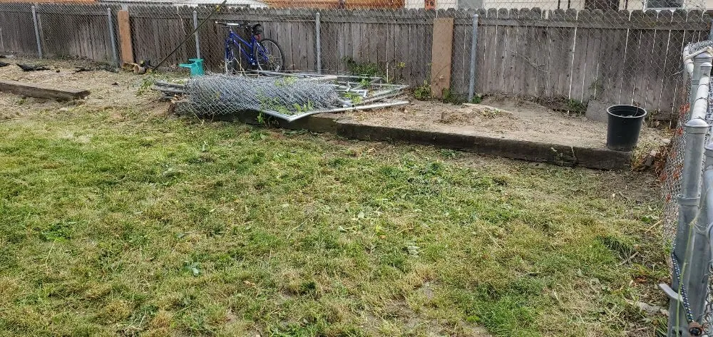 Affordable lawn mowing service for homes in Kennewick, WA by Green Hills Landscaping & Lawn Care