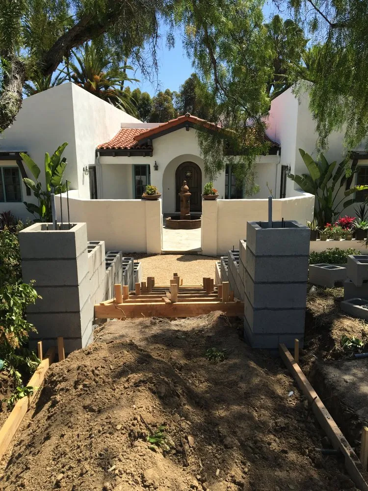 Professional residential landscaping for beautiful yards in Encinitas, CA by Green Horizon Landscape