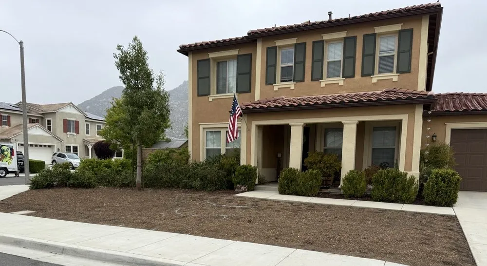 Custom garden landscaping experts serving Perris, CA - Green Horizon Landscaping