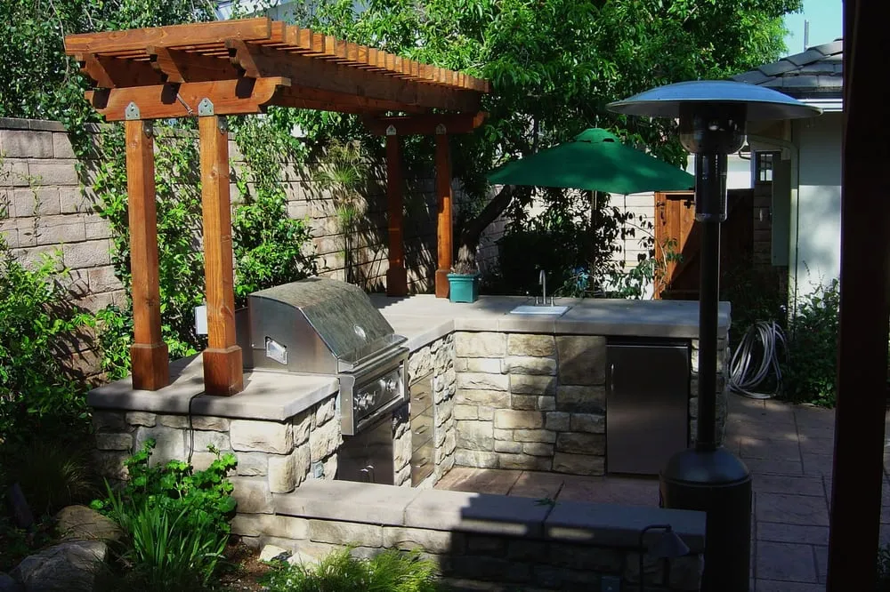 Local outdoor landscaping for homes in Thousand Oaks, CA by Green Horizon Landscaping