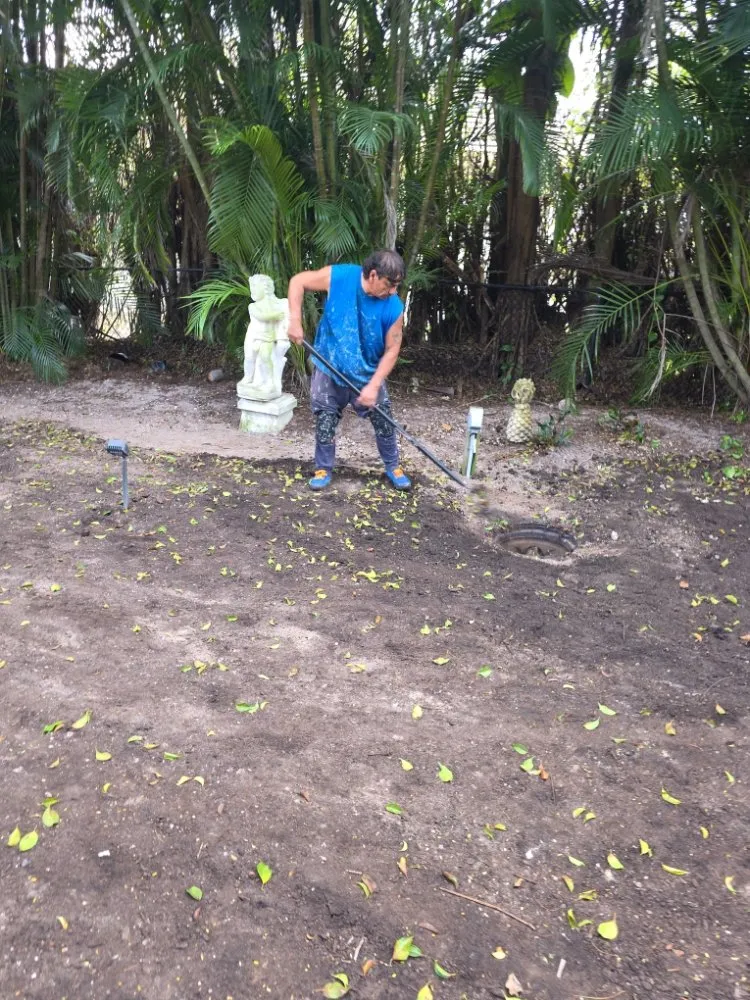 Custom yard maintenance in LaBelle, FL - Green Horizons