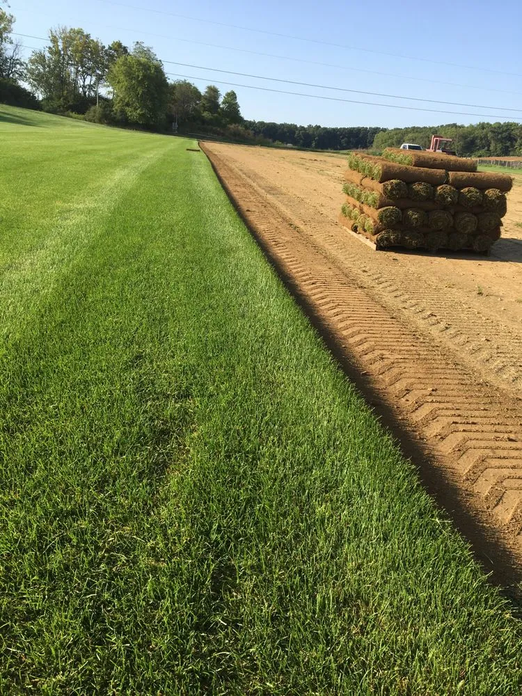 Affordable landscape design for homes in Kearneysville, WV by Green Horizons Turf Farm