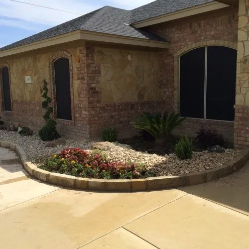 Expert lawn mowing service for homes across Killeen, TX - Green Horn Landscaping LLC