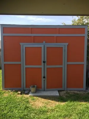 Green Horn Landscaping LLC Logo