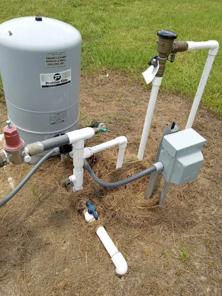 Affordable yard maintenance for year-round maintenance in Parrish, AL by Green Horse Landscaping And Irrigation