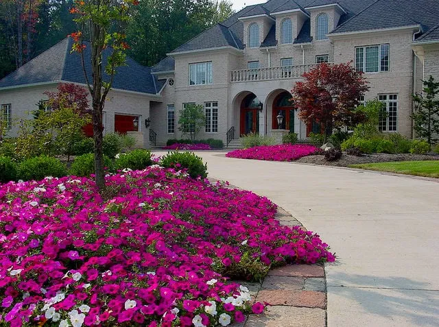Affordable landscaping services in Sheffield Lake, OH - Green Impressions Landscaping