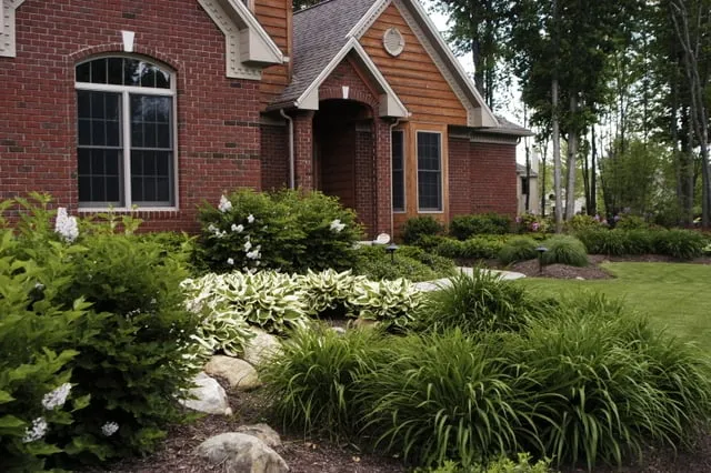 Professional garden landscaping in Sheffield Lake, OH - Green Impressions Landscaping