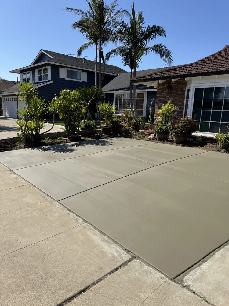 Local lawn care service in San Jacinto, CA by Green IQ Landscaping & Construction Services