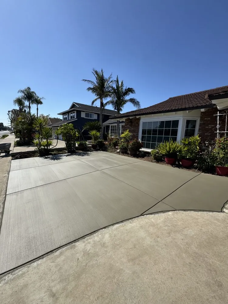 Reliable garden landscaping experts serving San Jacinto, CA - Green IQ Landscaping & Construction Services