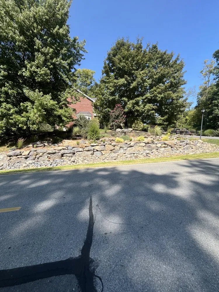 Top-rated yard maintenance in Martinsburg, WV by Green Is Great Lawn Care