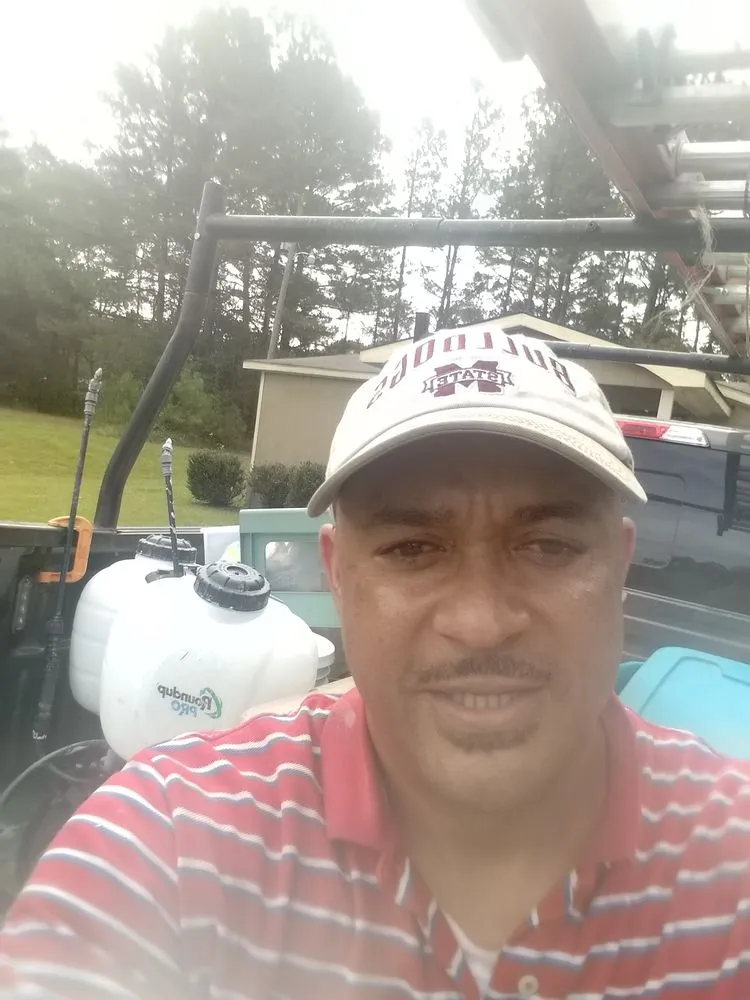 Reliable garden landscaping in Jackson, MS by Green Jackets Pest and Landscape