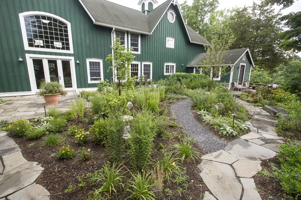 Local yard cleanup service in Rye, NY - Green Jay Landscape Design
