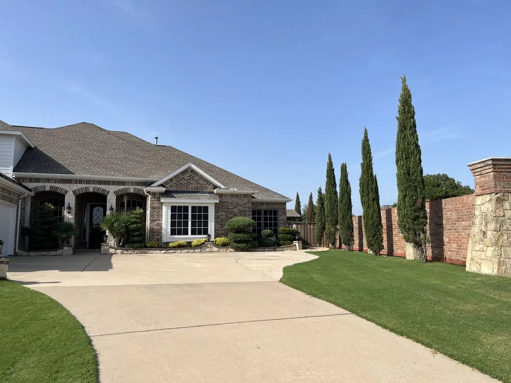 Custom yard maintenance in Cedar Hill, TX - Green Key Exterior Solutions