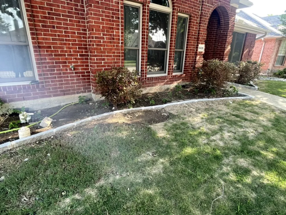 Trusted garden landscaping for residential properties in Dallas, TX by Green King Lawn Care