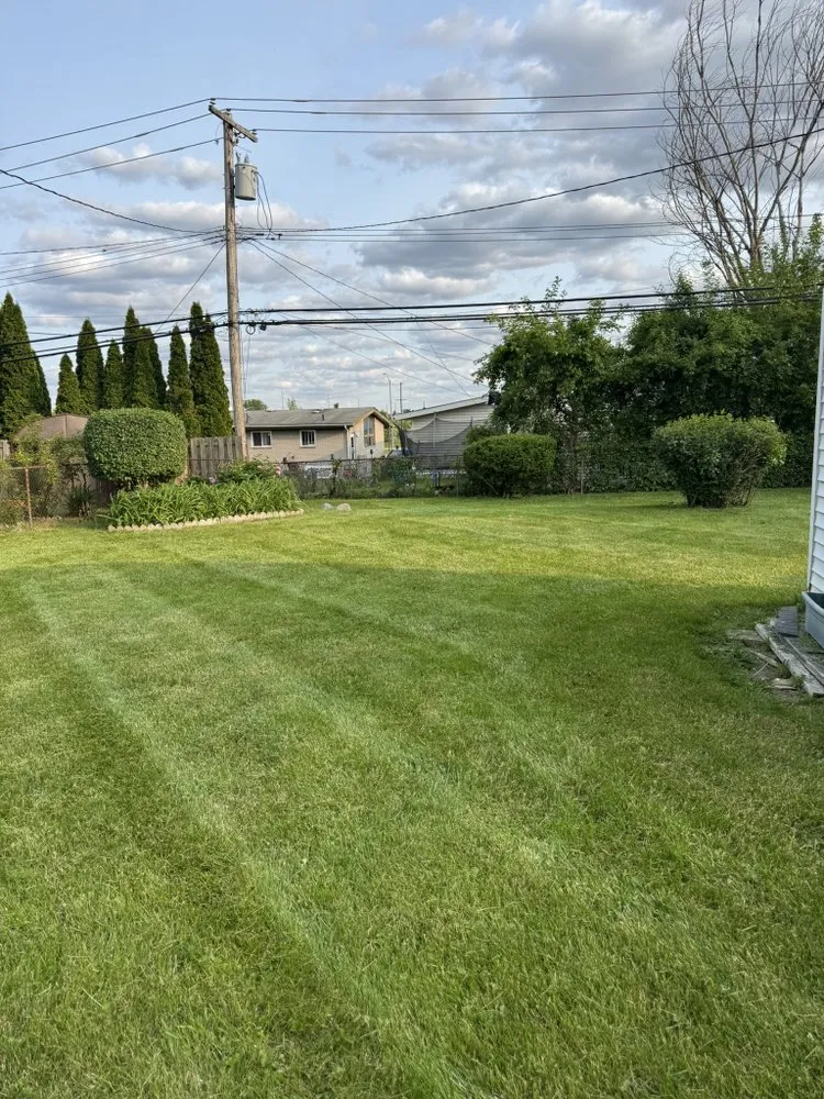 Custom landscaping services for homes across Pontiac, MI - Green Kingdom