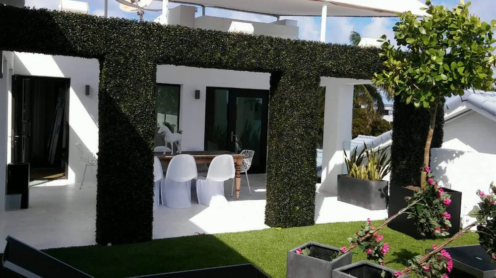 Custom garden landscaping experts serving Doral, FL - Green Label Turf & Ivy