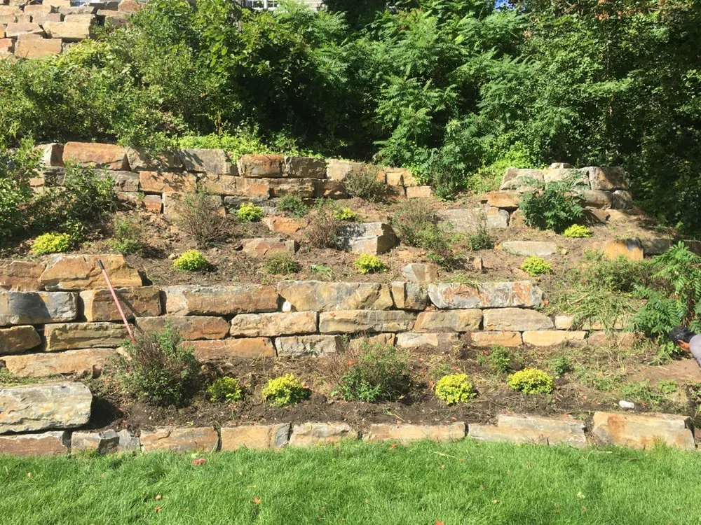 Affordable garden landscaping in Shakopee, MN - Green Lakes Landscaping