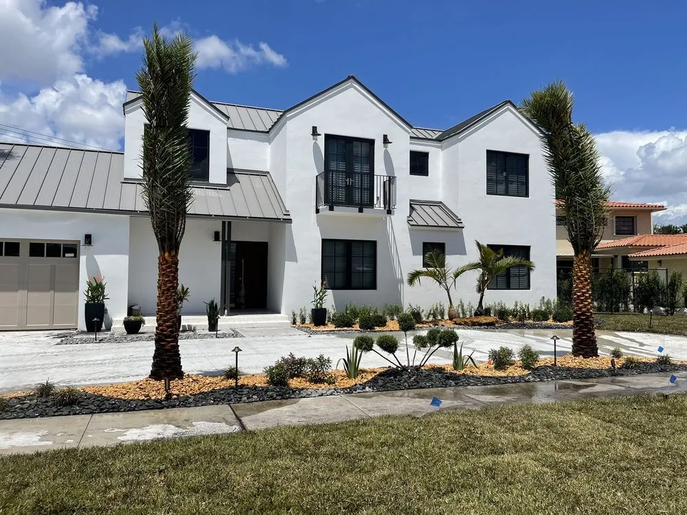 Expert landscape installation for beautiful yards in Southwest Ranches, FL by Green Land Design