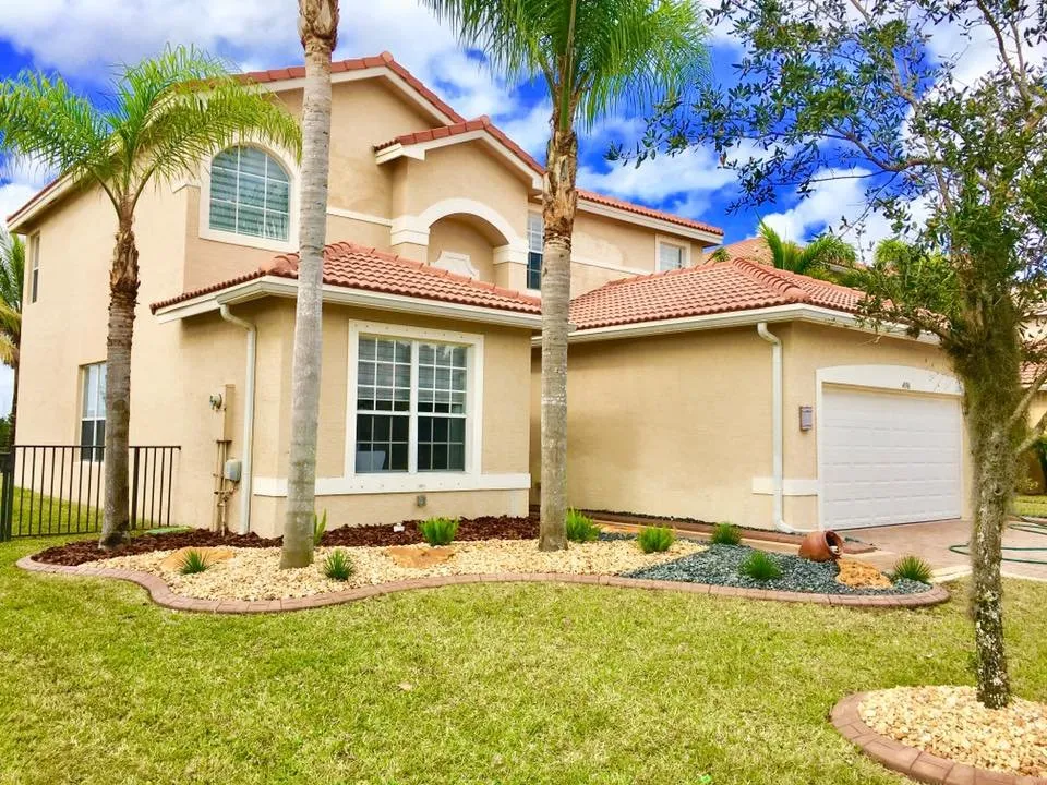 Expert landscaping services experts serving Southwest Ranches, FL - Green Land Design