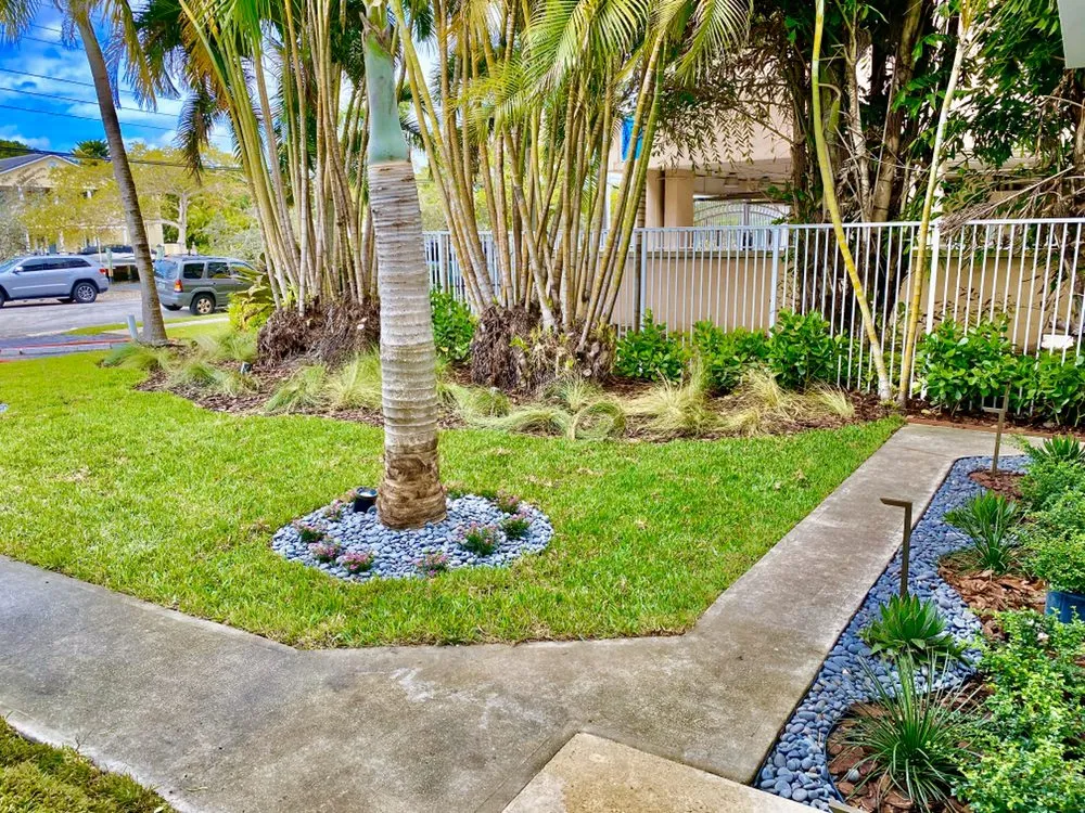 Professional residential landscaping in Southwest Ranches, FL - Green Land Design