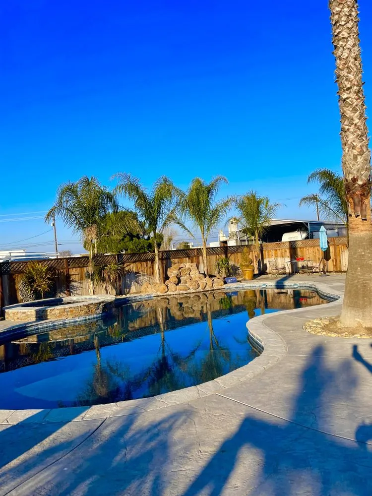 Affordable garden landscaping in Stockton, CA - Green Land Maintenance and Landscaping