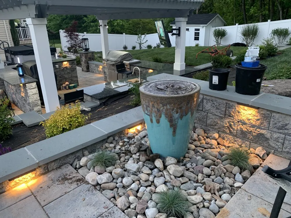 Local lawn care service experts serving Alexandria, VA - Green Landscape