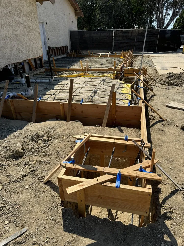 Affordable yard cleanup service in Corona, CA - Green Landscape