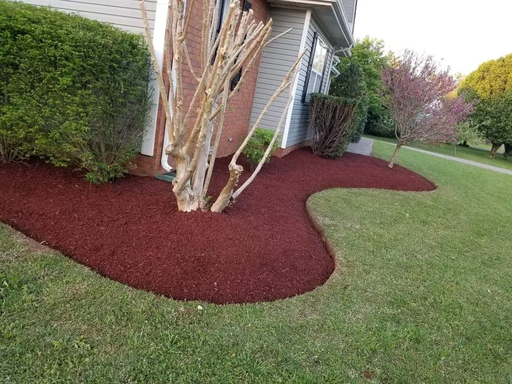 Affordable outdoor landscaping for beautiful yards in Murfreesboro, TN by Green Landscape