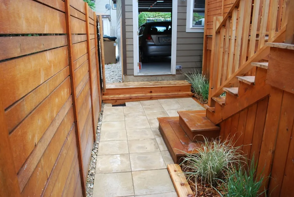 Trusted residential landscaping for year-round maintenance across Chicago, IL - Green Landscape Solutions