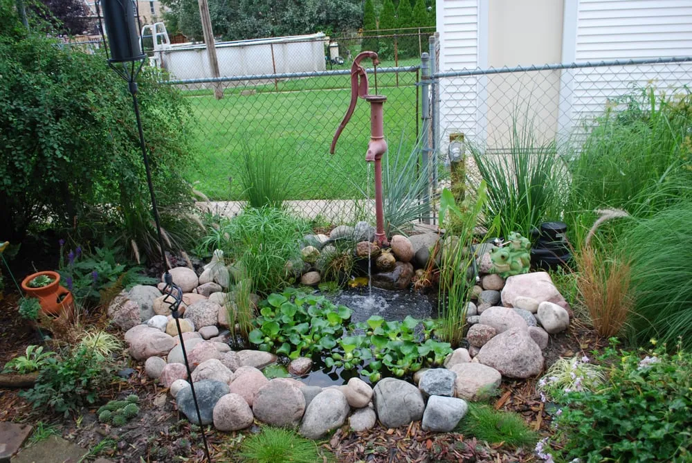 Local lawn care service near you in Chicago, IL by Green Landscape Solutions