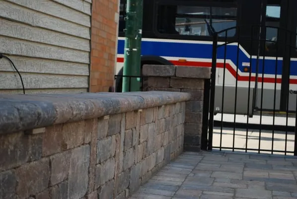 Green Landscape Solutions Logo