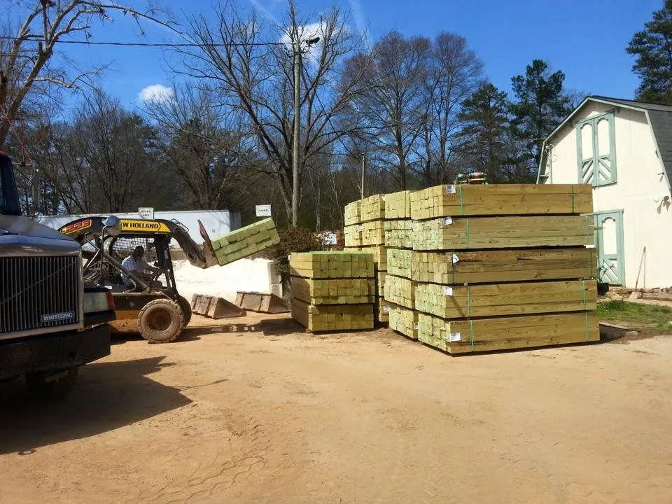 Local outdoor landscaping in Peachtree Corners, GA by Green Landscape Supply