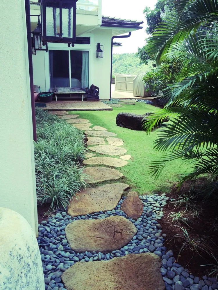 Professional lawn care service experts serving Hanalei, HI - Green Landscapes Kauai
