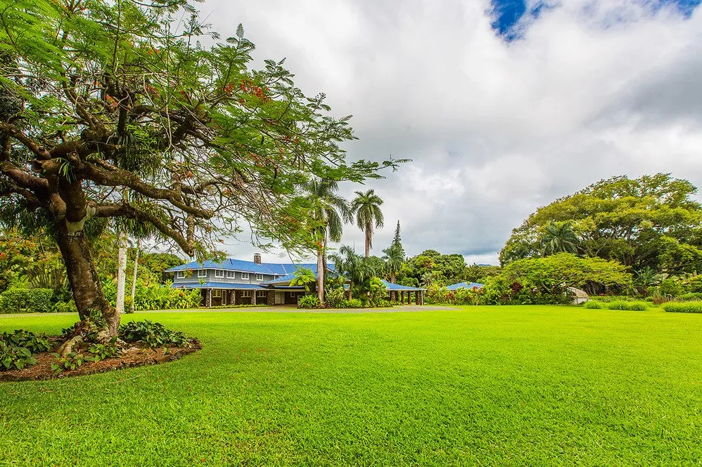 Top-rated landscaping services in Hanalei, HI by Green Landscapes Kauai