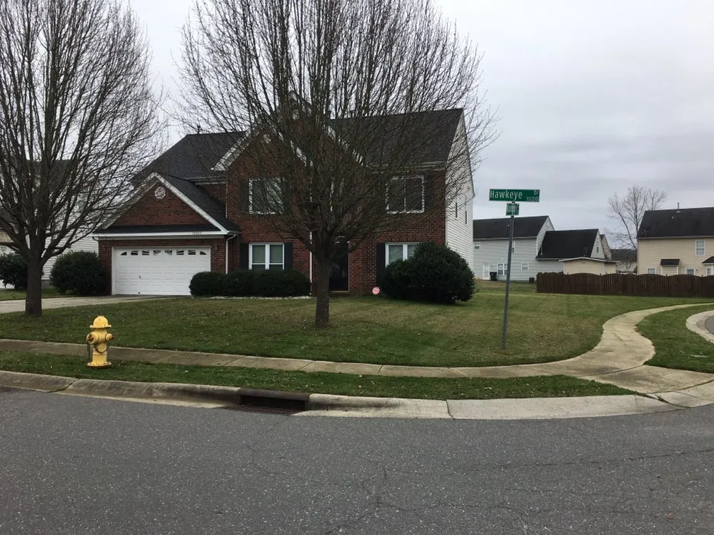 Expert yard maintenance near you across Charlotte, NC - Green Landscaping