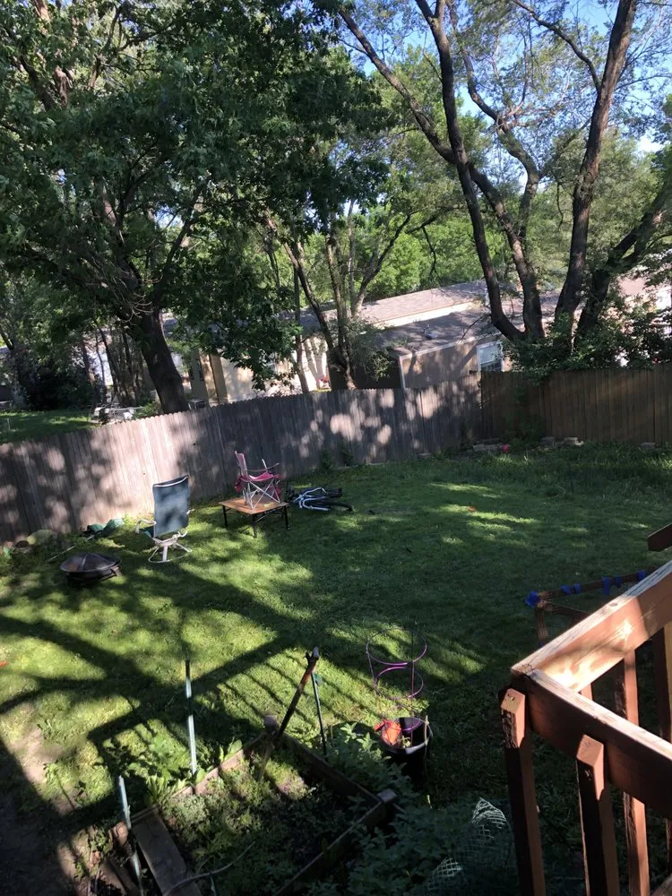 Custom lawn care service in Lincoln, NE - Green Landscaping