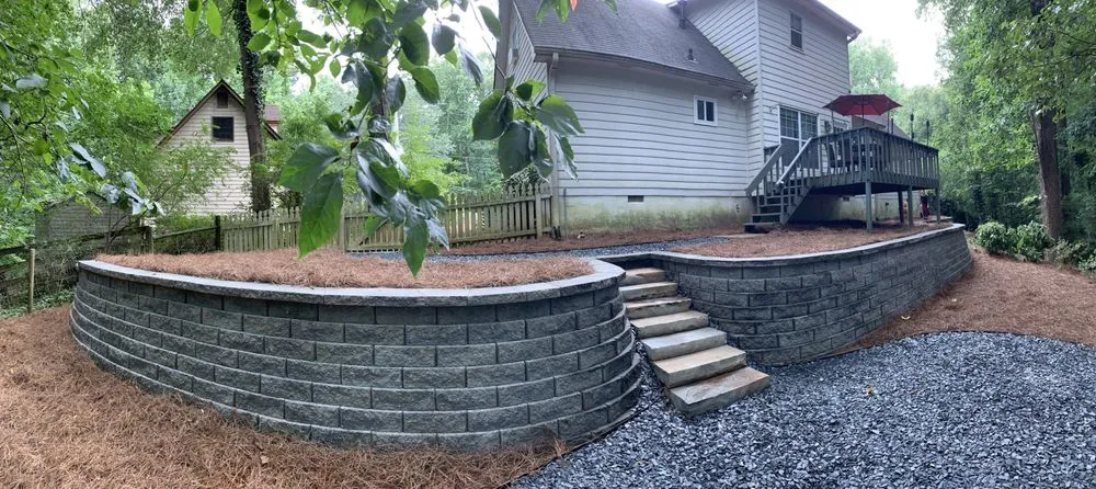 Expert lawn mowing service experts serving Marietta, GA - Green Landscaping