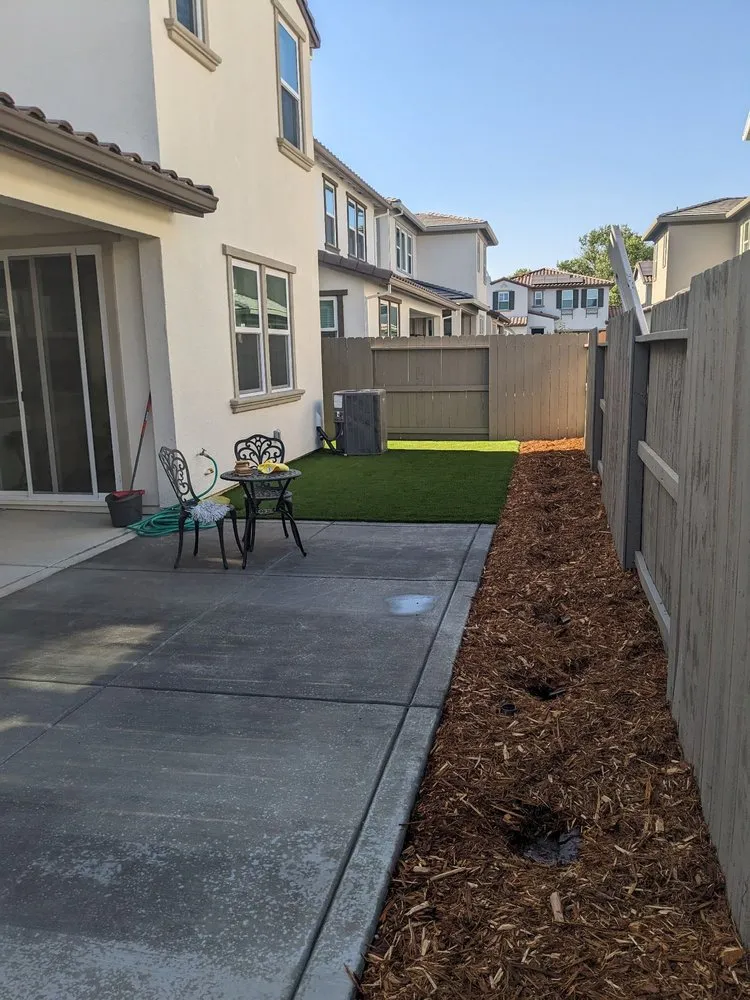 Professional garden landscaping for beautiful yards in Sacramento, CA by Green Landscaping