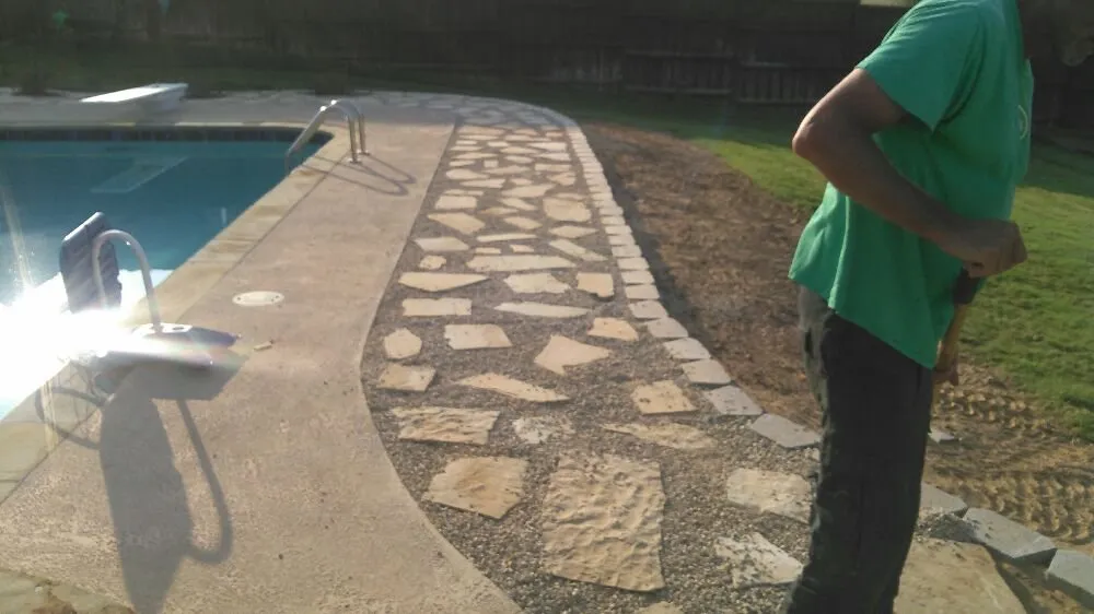 Top-rated yard maintenance with custom design in Paris, TX by Green Lawn and Landscape