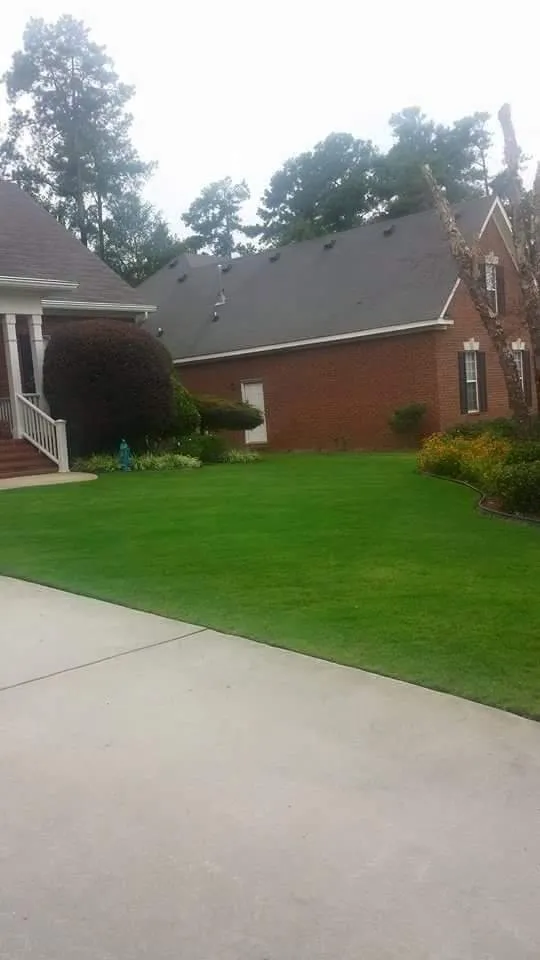 Custom lawn mowing service in Evans, GA by Green Lawn Augusta