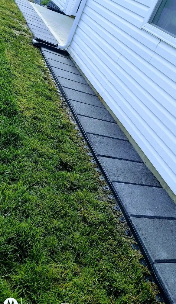 Affordable yard cleanup service in Fort Wayne, IN - Green Lawn Landscape & Lawncare