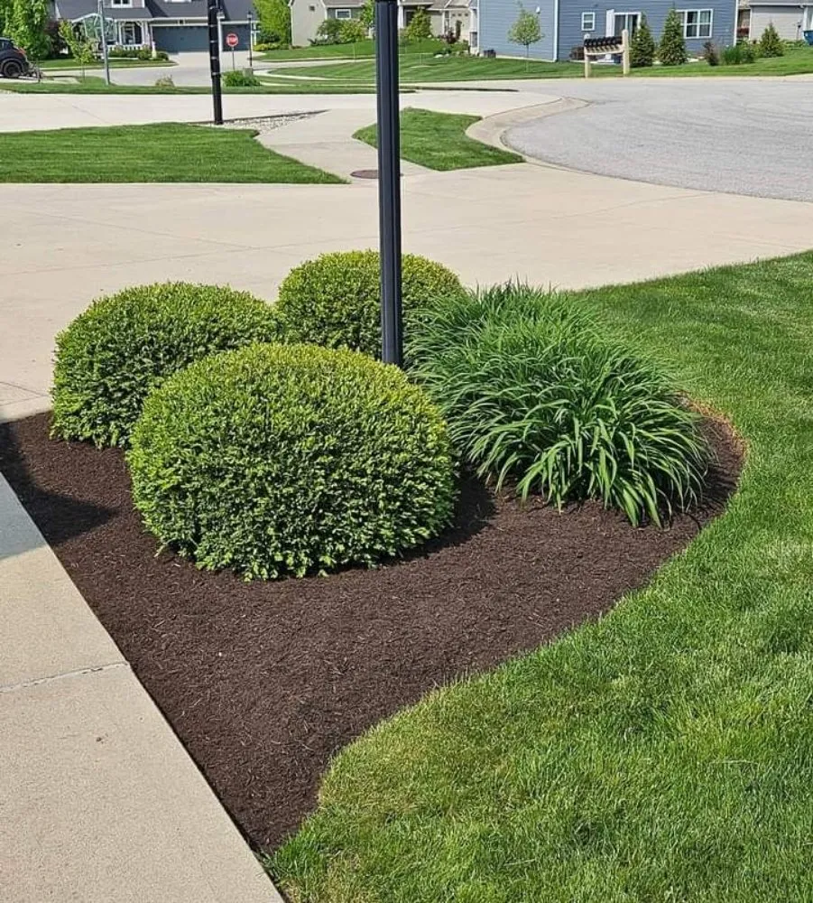 Trusted landscape design in Fort Wayne, IN - Green Lawn Landscape & Lawncare